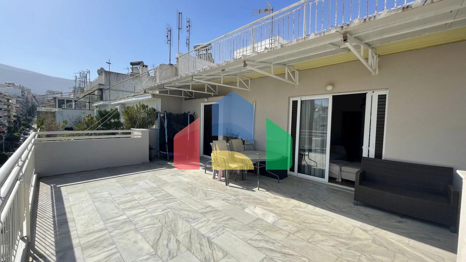 Продаж - Квартира 82 m² в Афінах