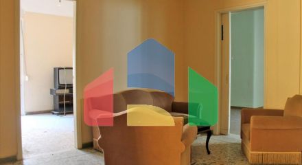 Продаж - Будівля 1045 m² в Афінах