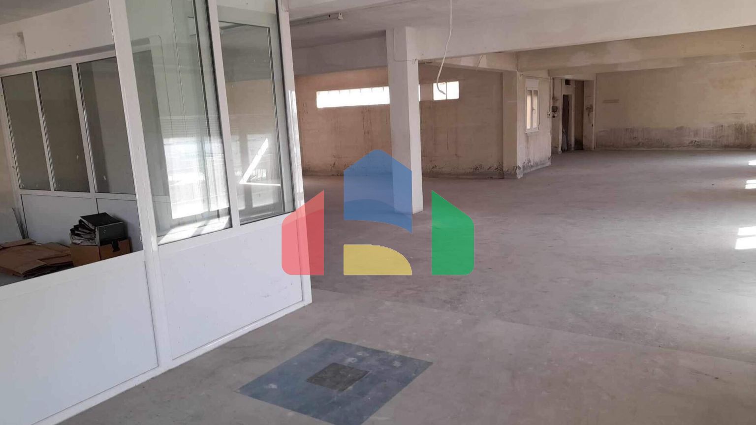 Продажа - Здание 1045 m² в Афинах