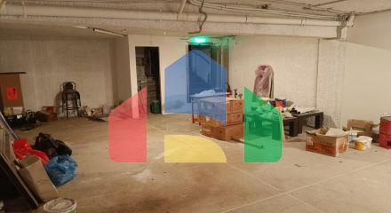 Продаж - Комерційна нерухомість 298 m² в Афінах