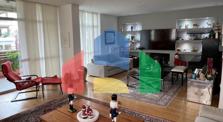 For Sale - Flat 179 m² in Athens