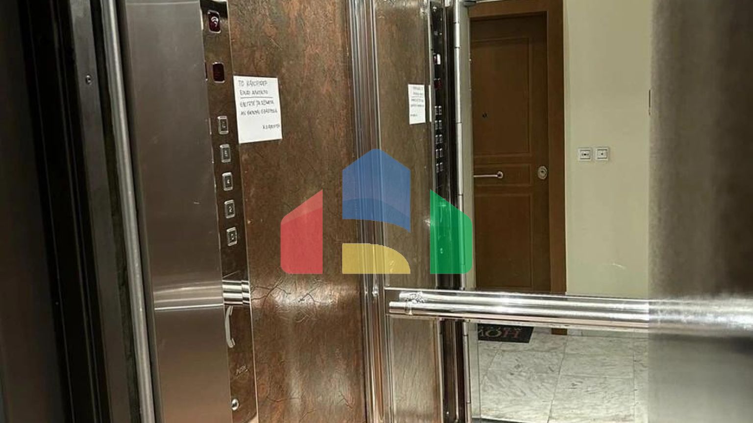 Продаж - Квартира 100 m² в Афінах