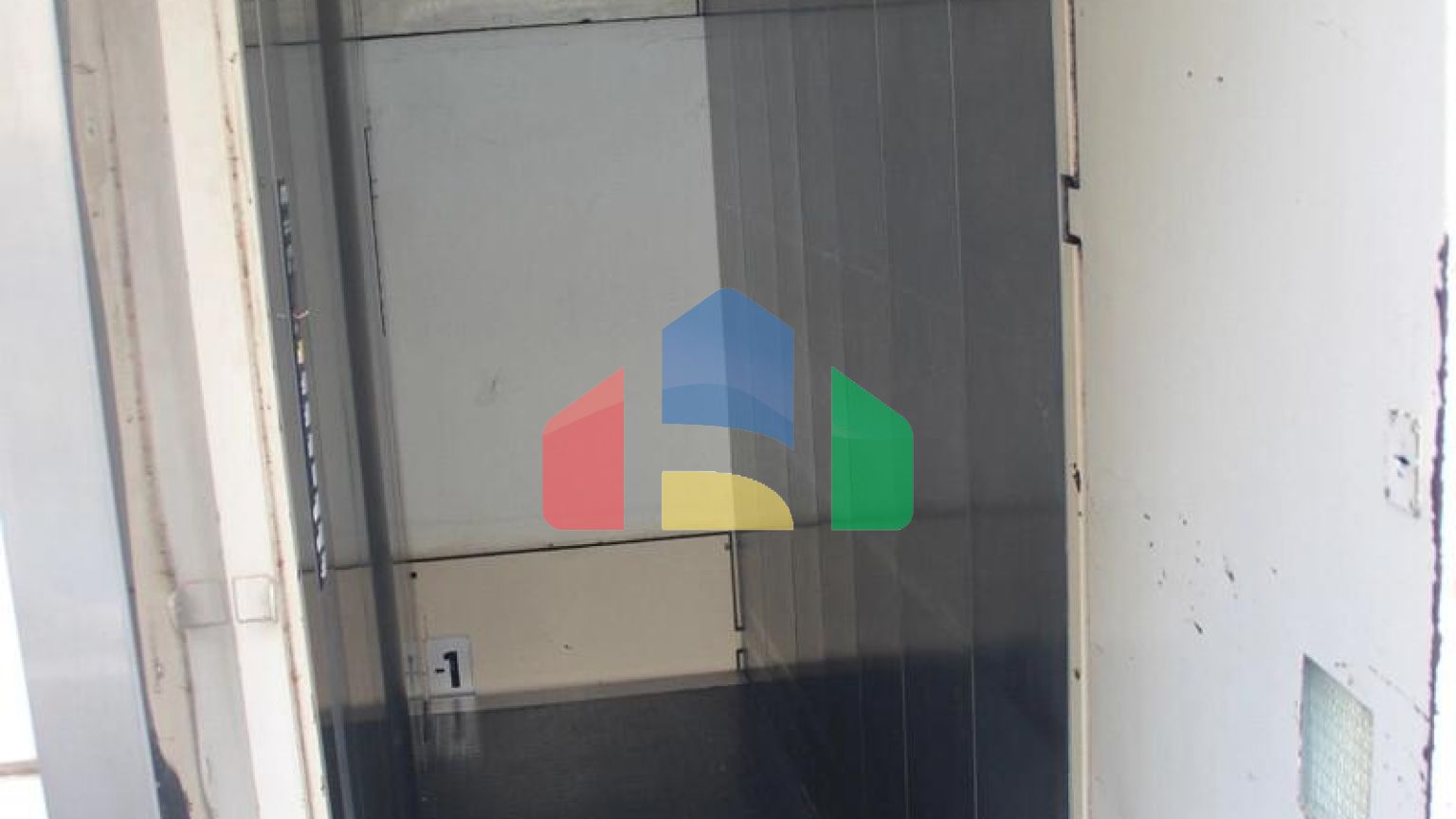 Продажа - Здание 1070 m² в Афинах