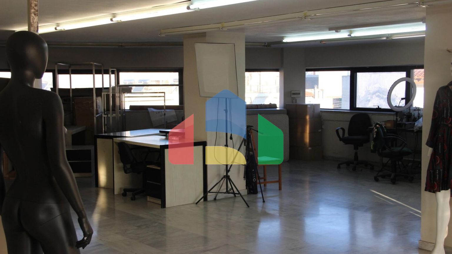 Продажа - Здание 1070 m² в Афинах