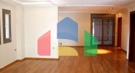 For Sale - Detached house 400 m² in Athens