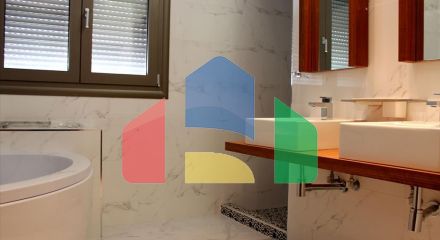 For Sale - Detached house 400 m² in Athens