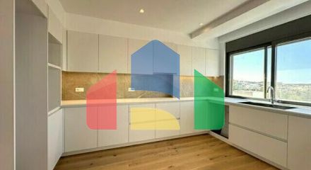 Продаж - Таунхаус 154 m² в Афінах