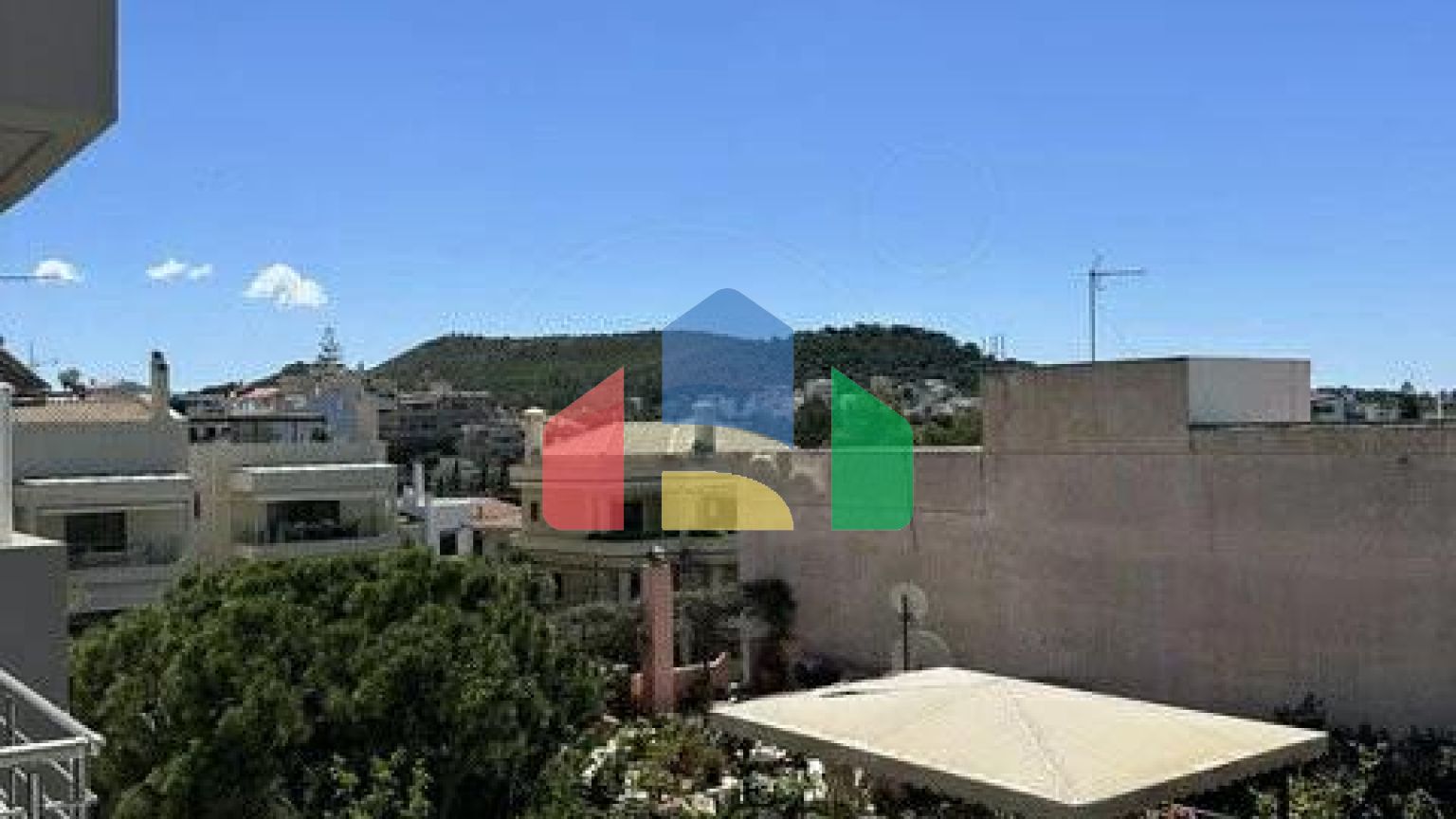 Продаж - Таунхаус 154 m² в Афінах