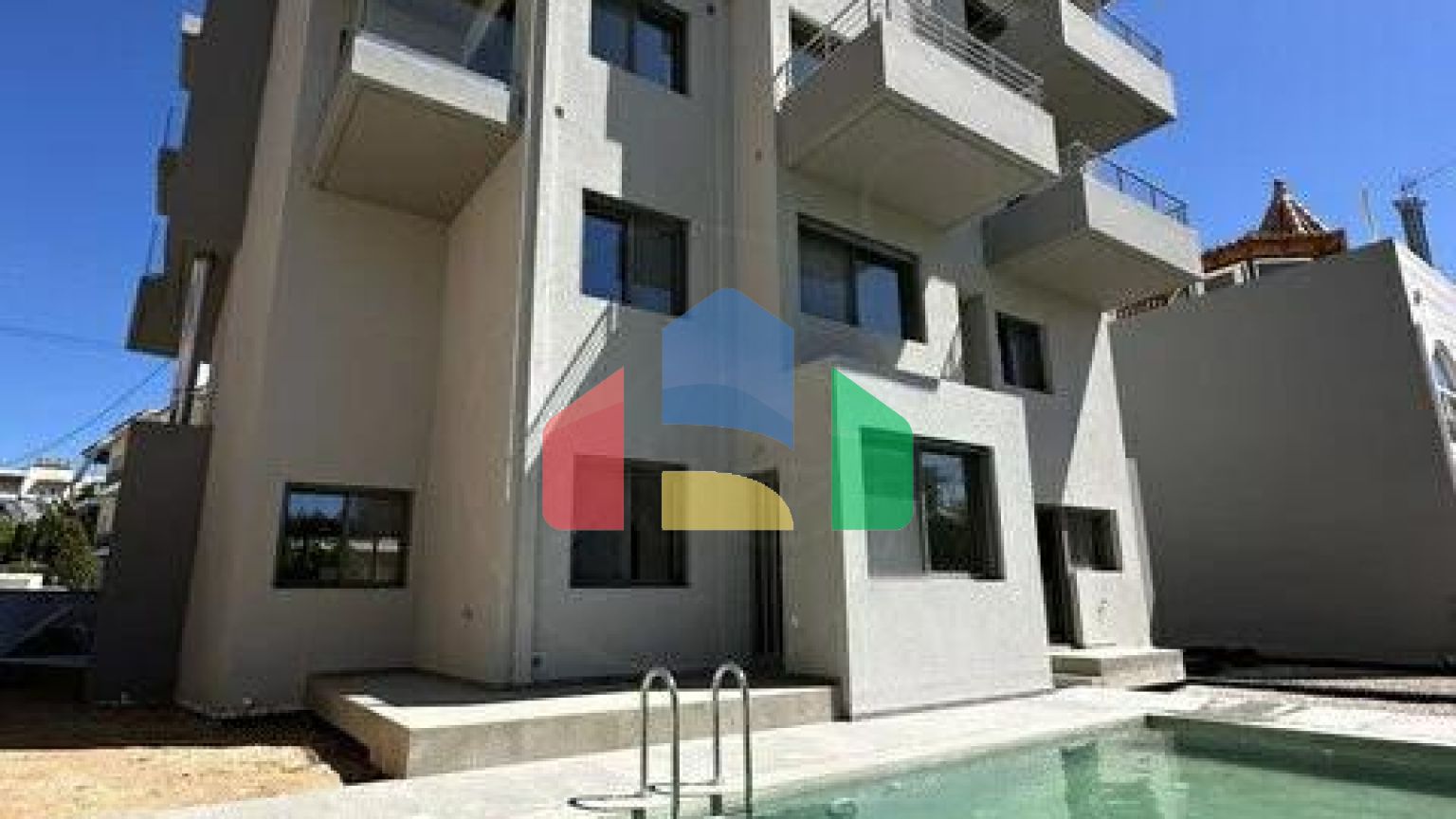 Продаж - Таунхаус 154 m² в Афінах