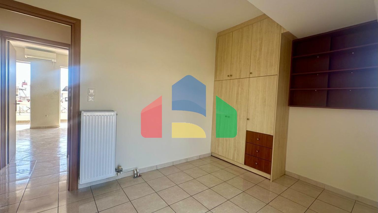 Продаж - Квартира 67 m² в Афінах