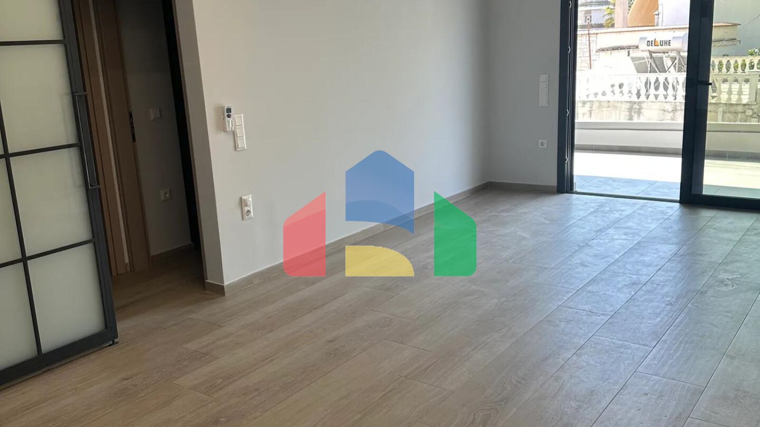 Продаж - Таунхаус 121 m² в Афінах