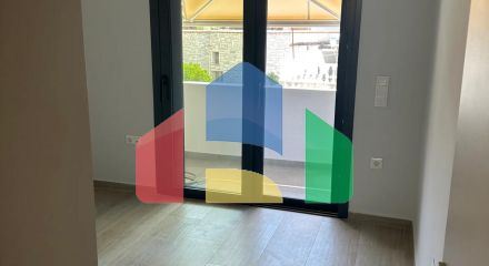 Продаж - Таунхаус 121 m² в Афінах