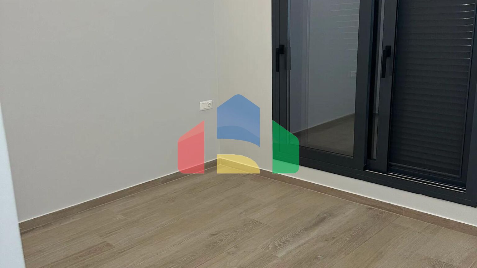 Продаж - Таунхаус 121 m² в Афінах