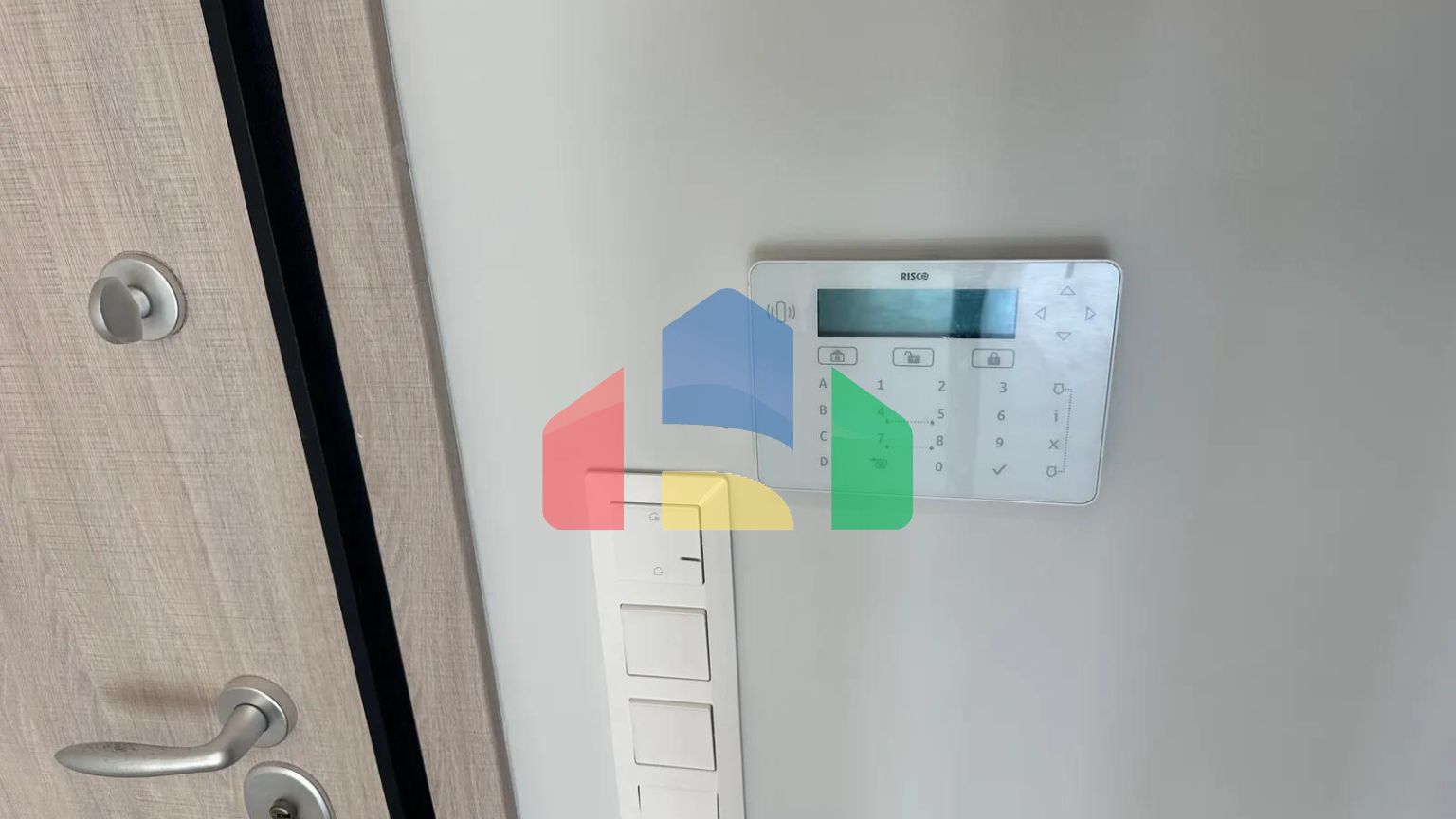 Продаж - Таунхаус 121 m² в Афінах