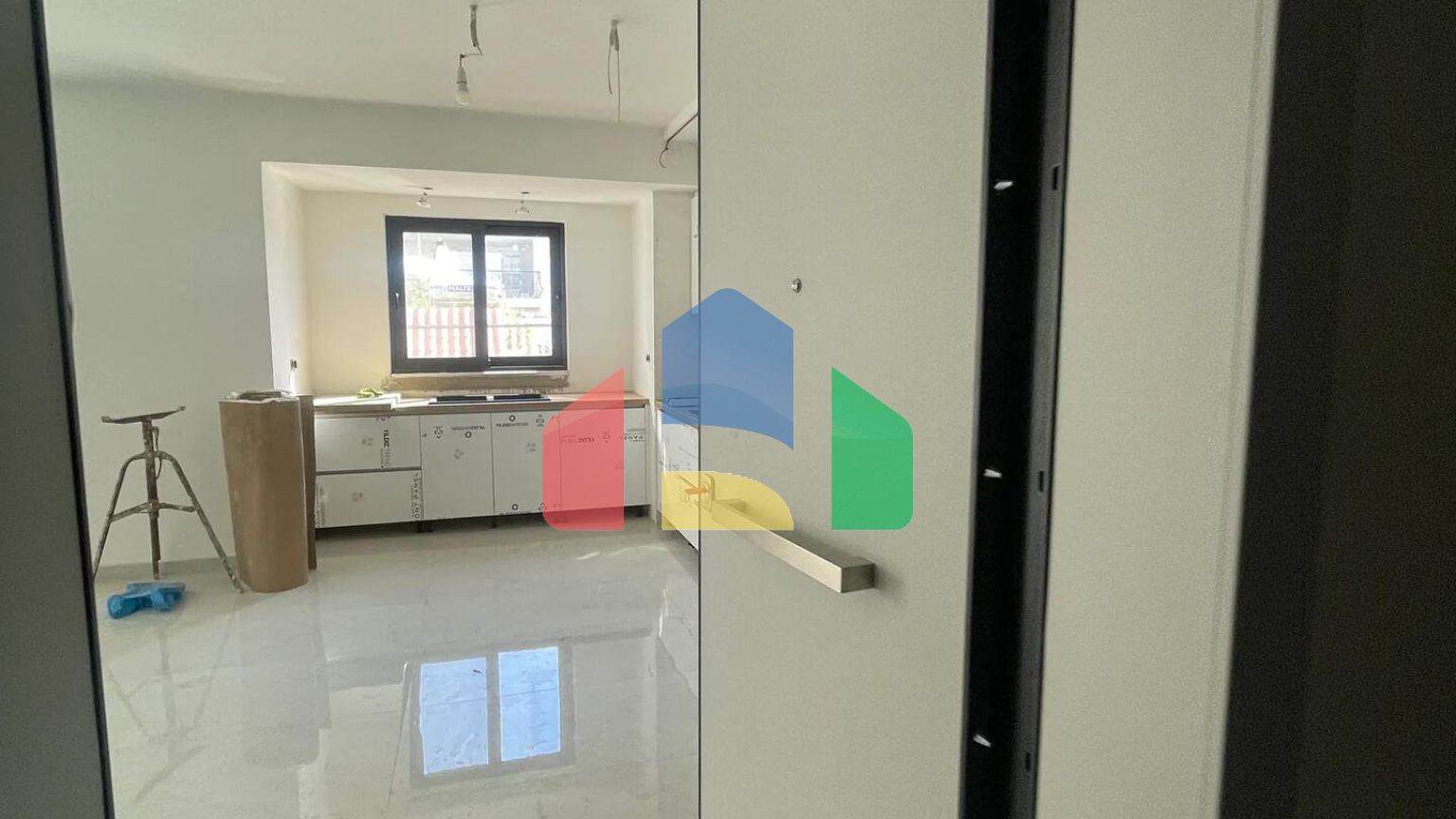 Продаж - Квартира 82 m² в Афінах