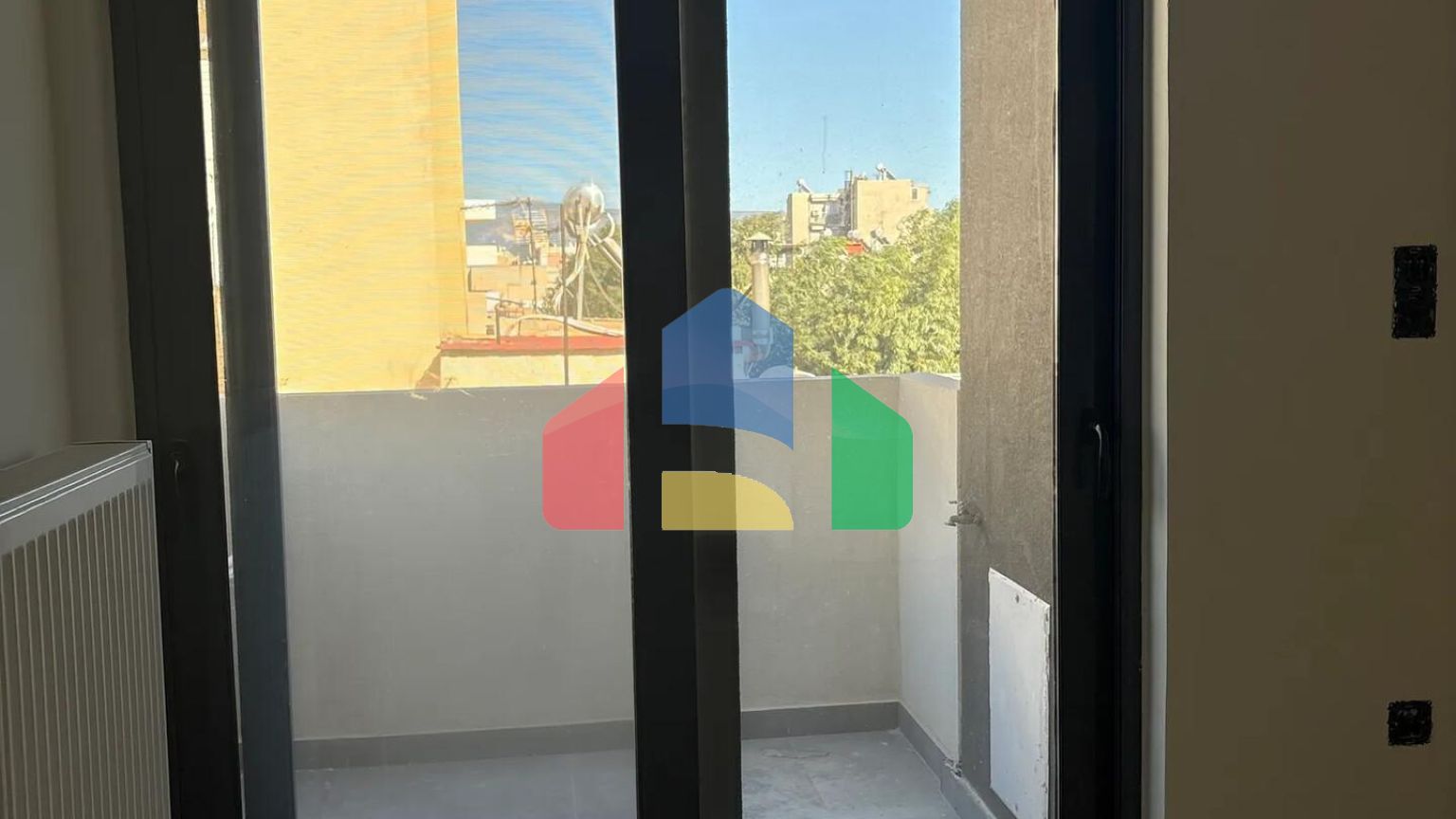 Продаж - Квартира 82 m² в Афінах