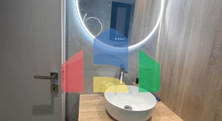 Продаж - Квартира 82 m² в Афінах