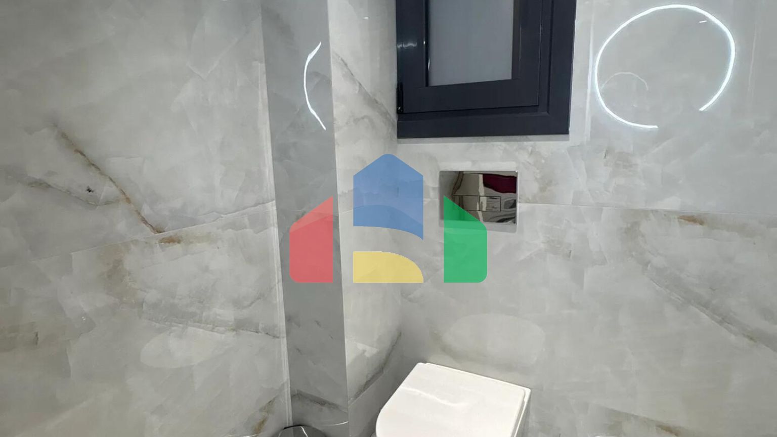 Продаж - Квартира 82 m² в Афінах