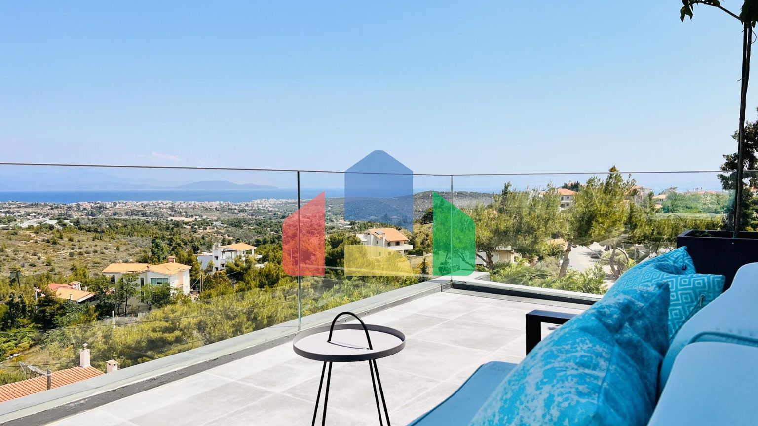 Продаж - Таунхаус 240 m² в Афінах