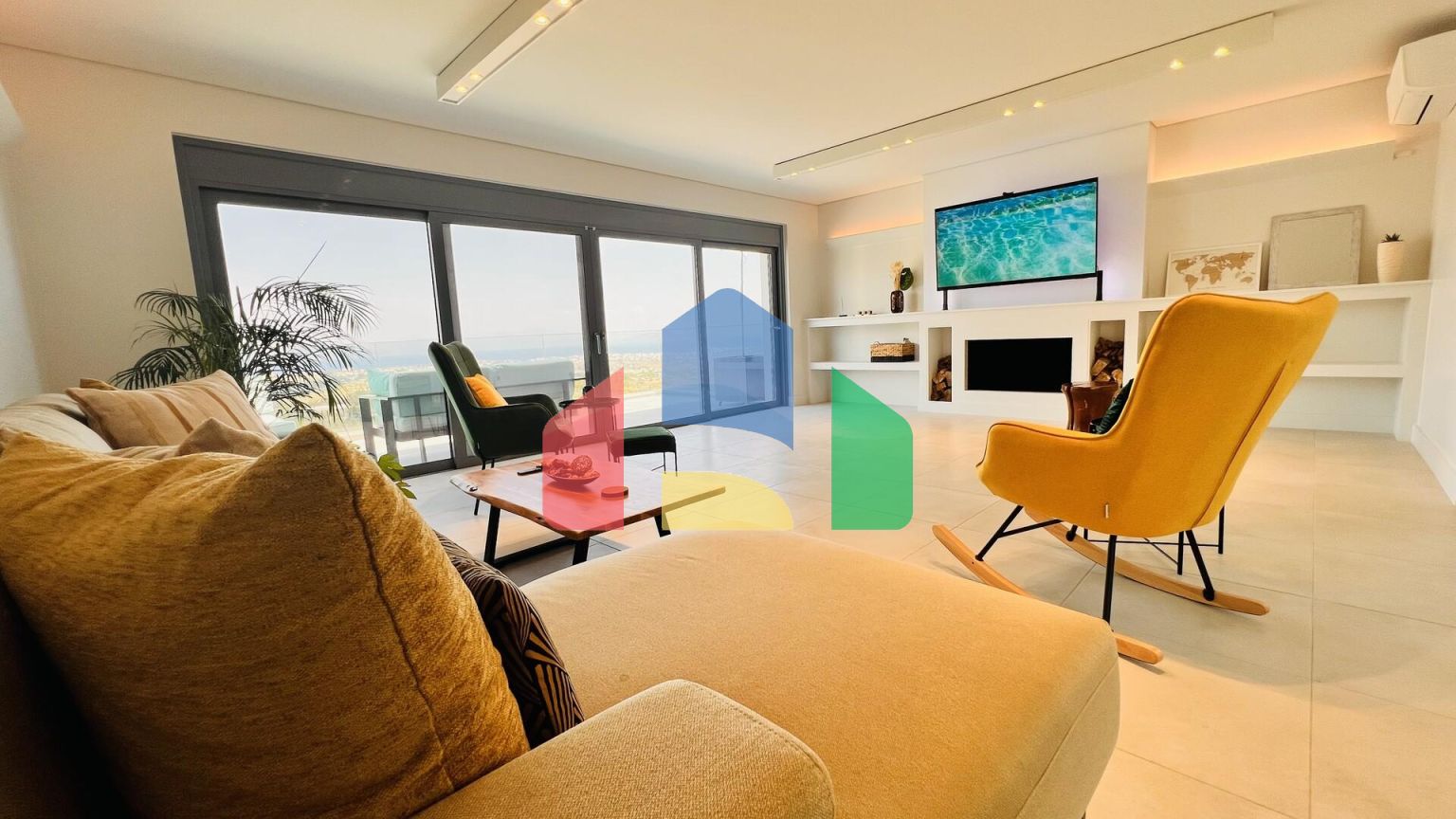 Продаж - Таунхаус 240 m² в Афінах