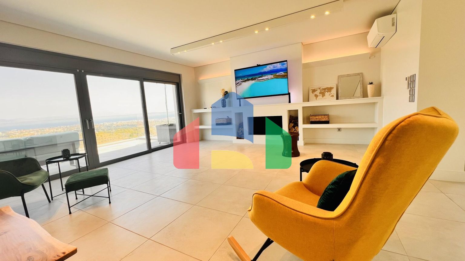 Продаж - Таунхаус 240 m² в Афінах