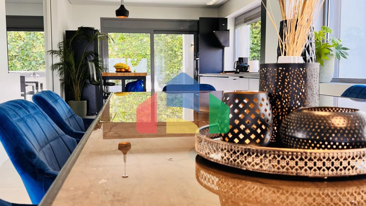 Продаж - Таунхаус 240 m² в Афінах