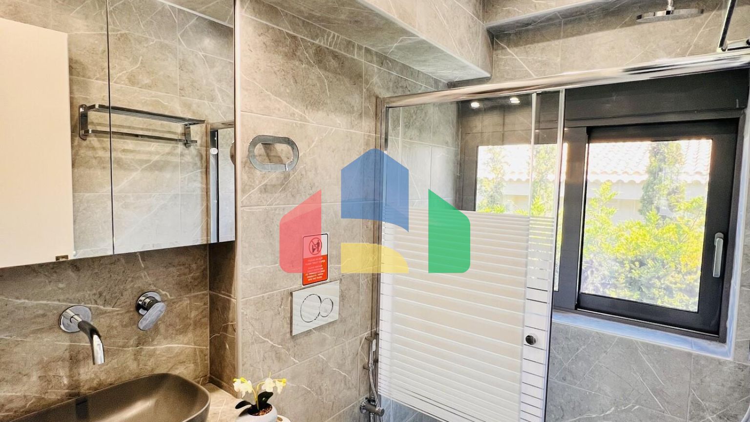 Продаж - Таунхаус 240 m² в Афінах