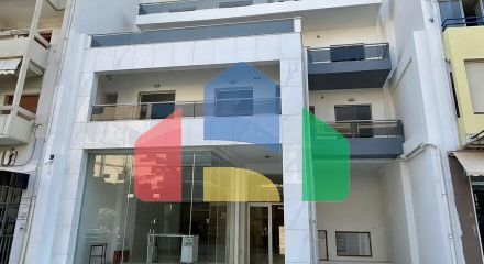 Продаж - Будівля 2080 m² в Афінах