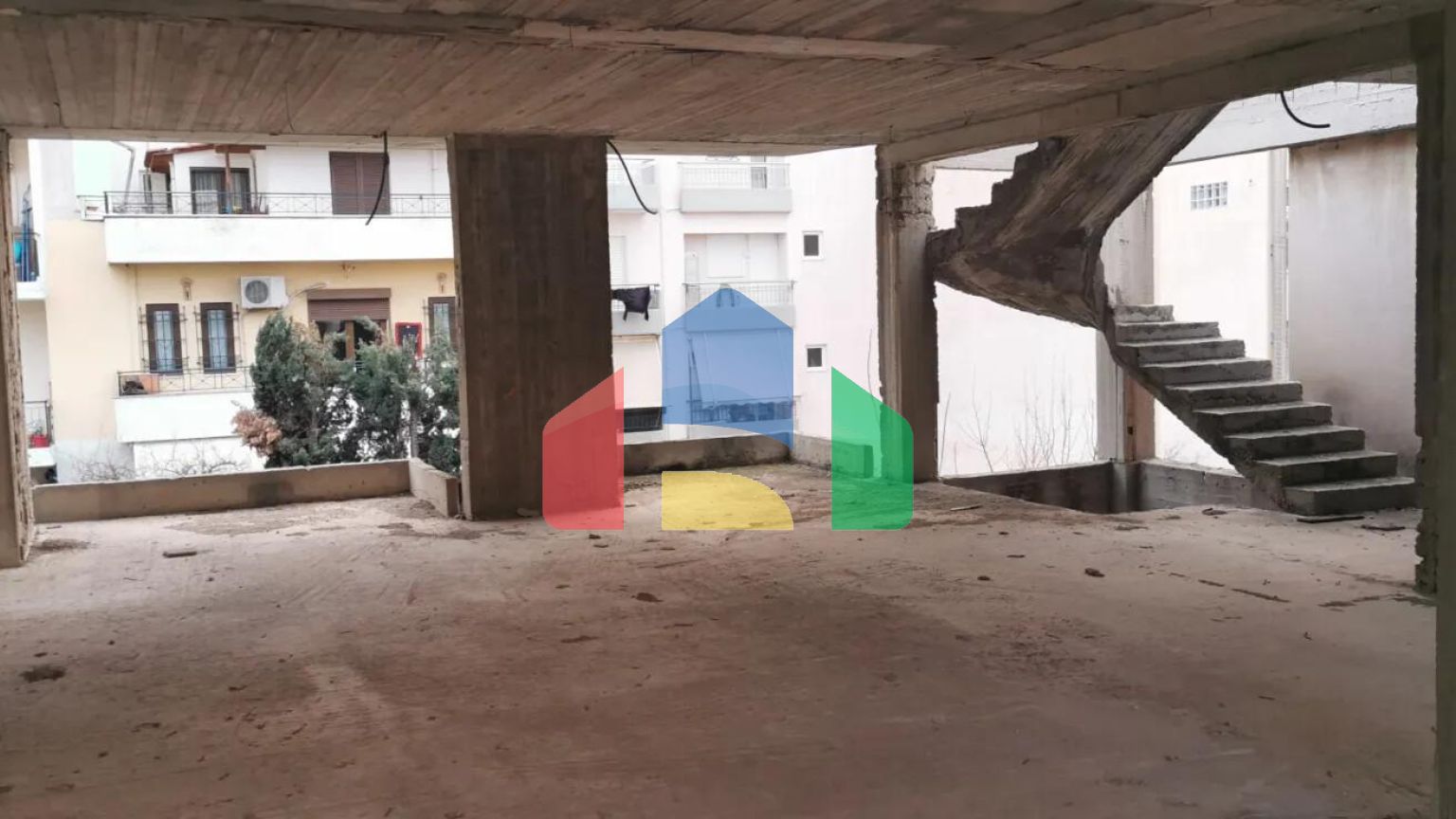 Продаж - Будівля 472 m² в Афінах