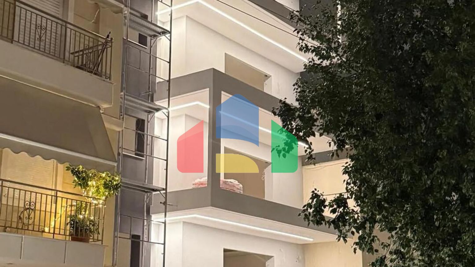 Продаж - Таунхаус 86 m² в Афінах