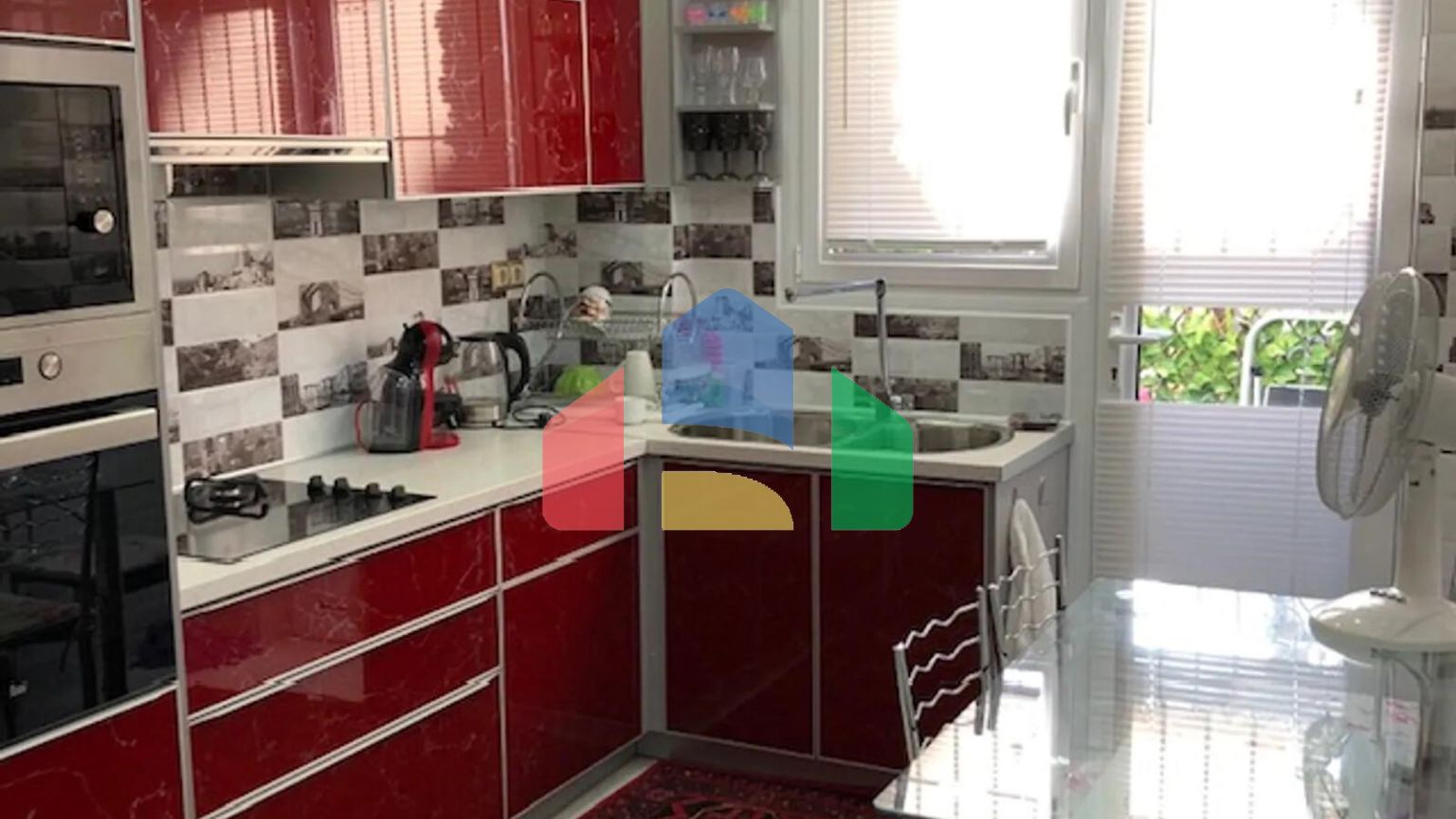 Продаж - Квартира 88 m² в Афінах