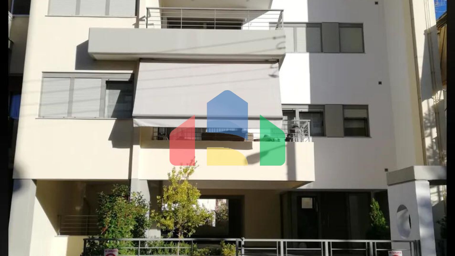 Продаж - Квартира 82 m² в Афінах