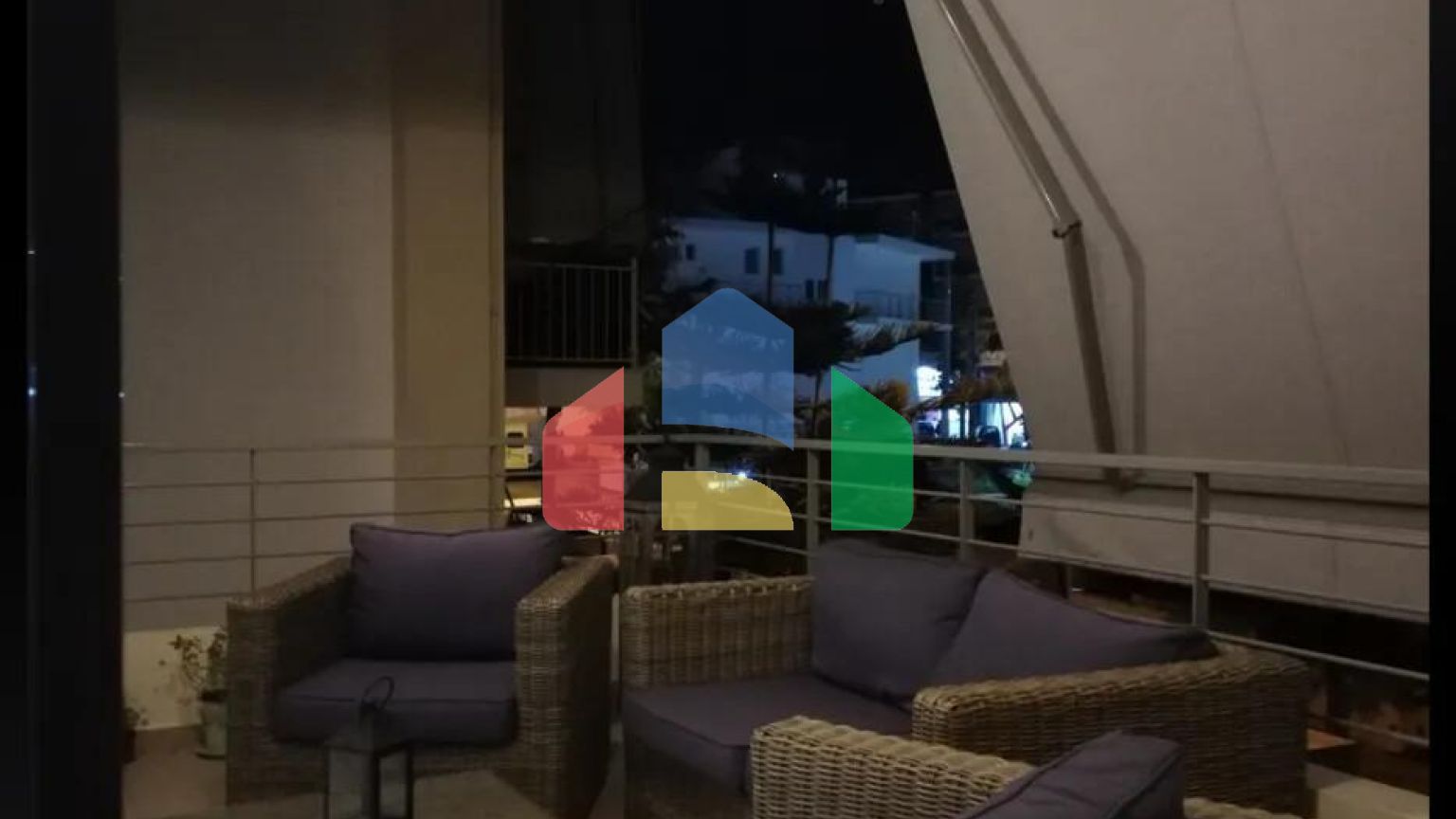 Продаж - Квартира 82 m² в Афінах