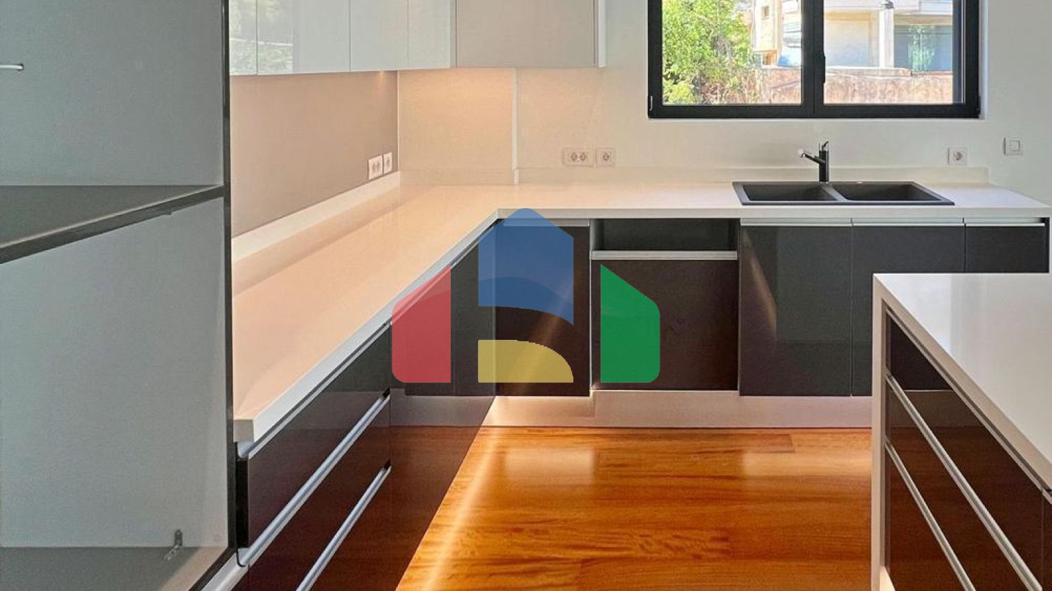 Продаж - Квартира 133 m² в Афінах