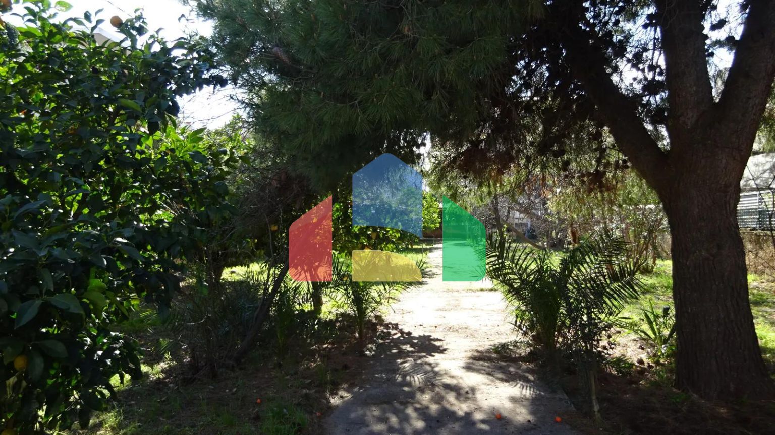 Продаж - Земельна ділянка 1380 m² в Афінах