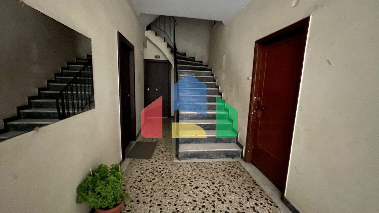 Продаж - Квартира 42 m² в Афінах