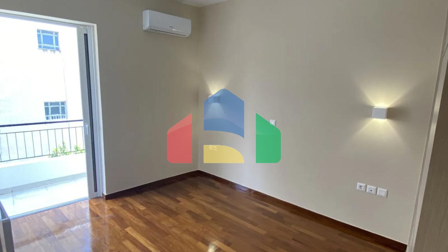 Продаж - Квартира 104 m² в Афінах