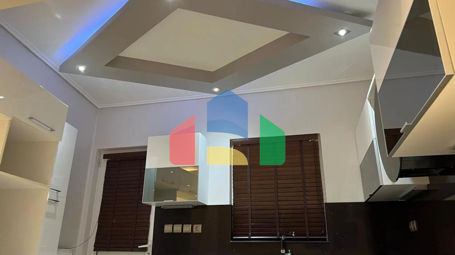 Продаж - Квартира 96 m² в Афінах