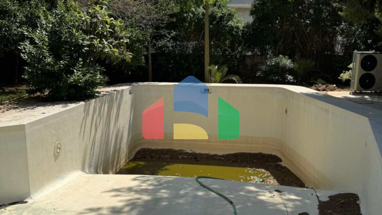 Продаж - Таунхаус 300 m² в Афінах