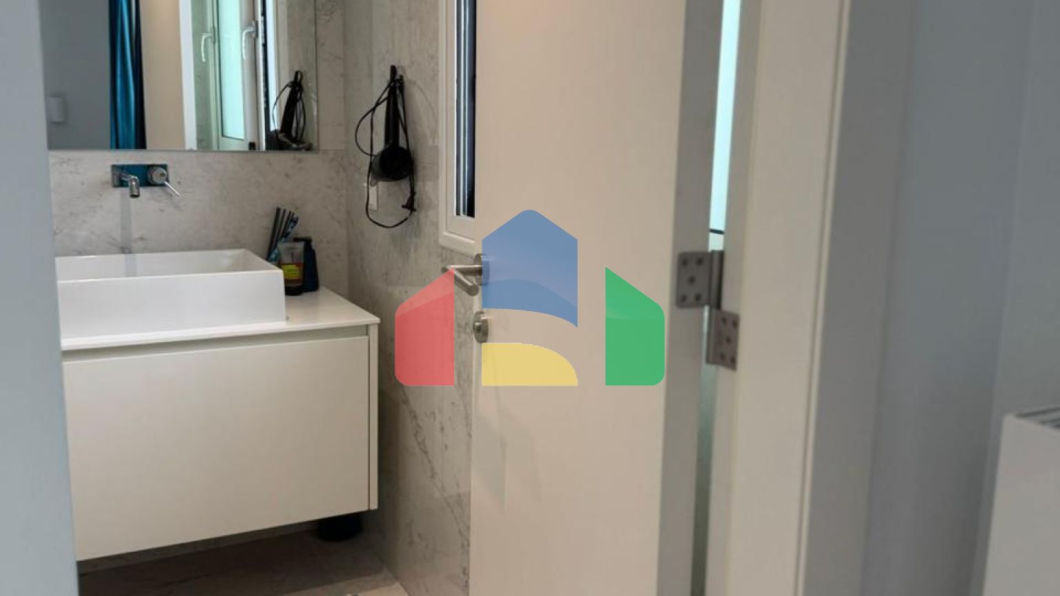 Продаж - Таунхаус 300 m² в Афінах