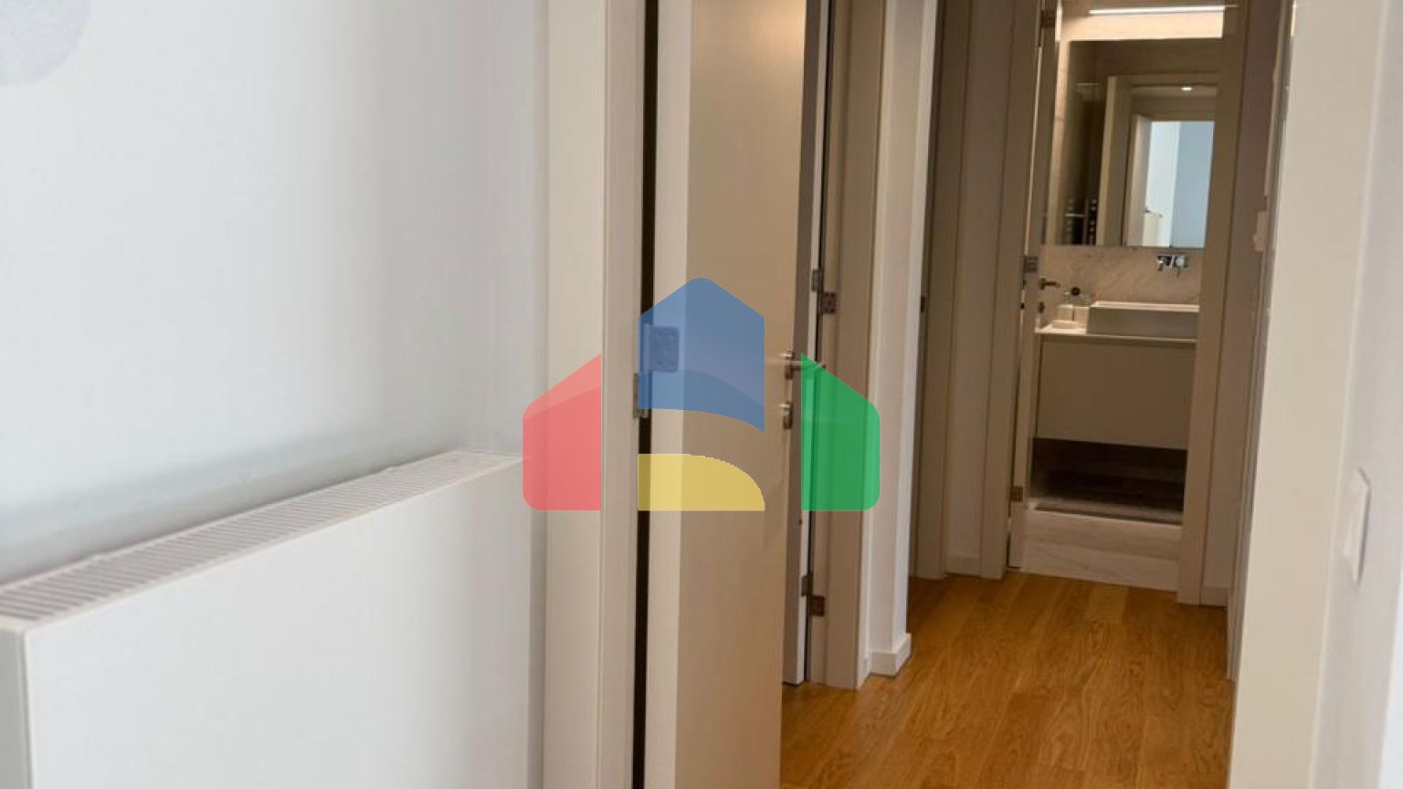 Продаж - Таунхаус 300 m² в Афінах