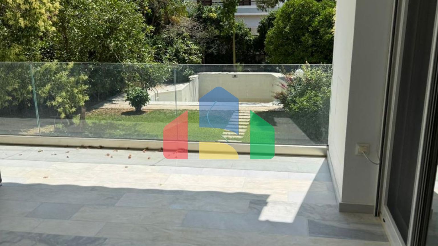 Продаж - Таунхаус 300 m² в Афінах