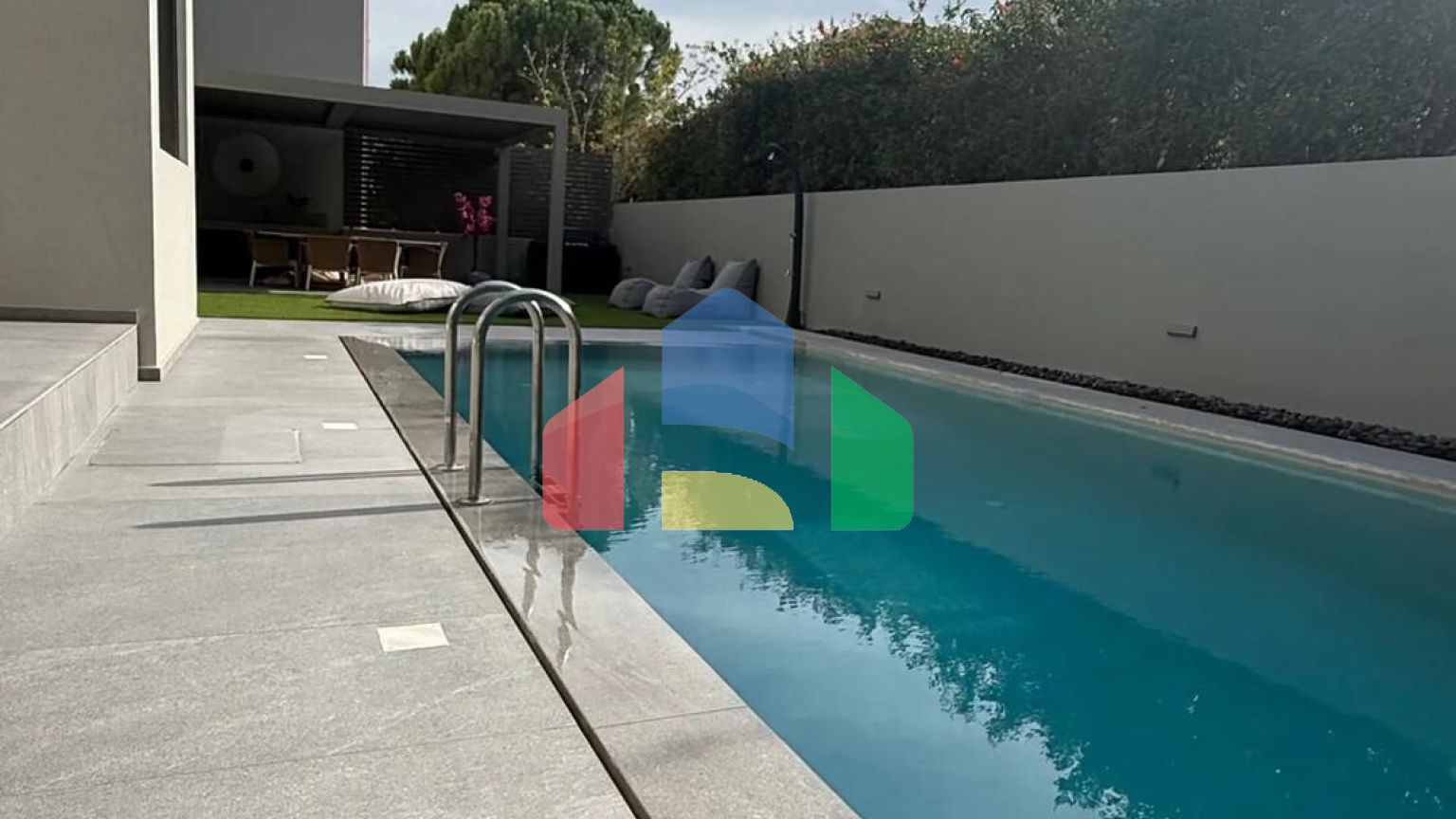 Продаж - Таунхаус 187 m² в Афінах