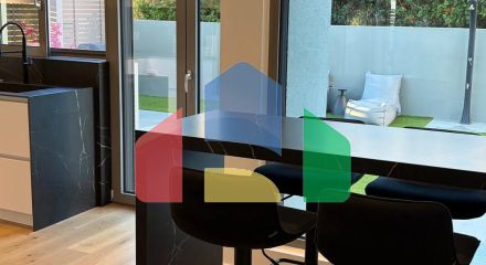 Продаж - Таунхаус 187 m² в Афінах Продаж - Таунхаус 187 m² в Афінах