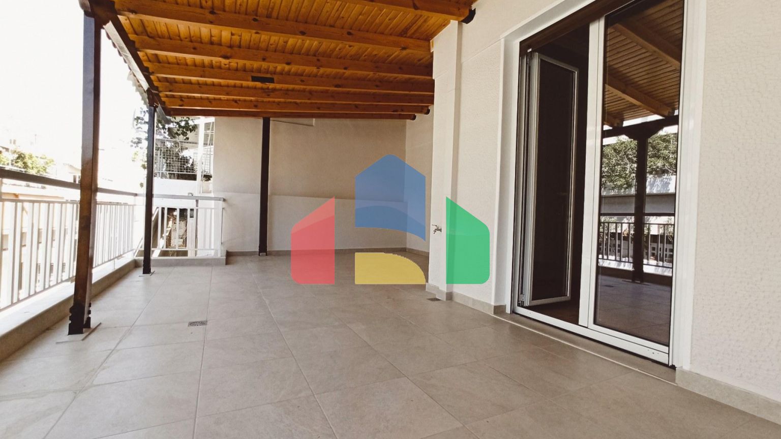 Продаж - Квартира 75 m² в Афінах