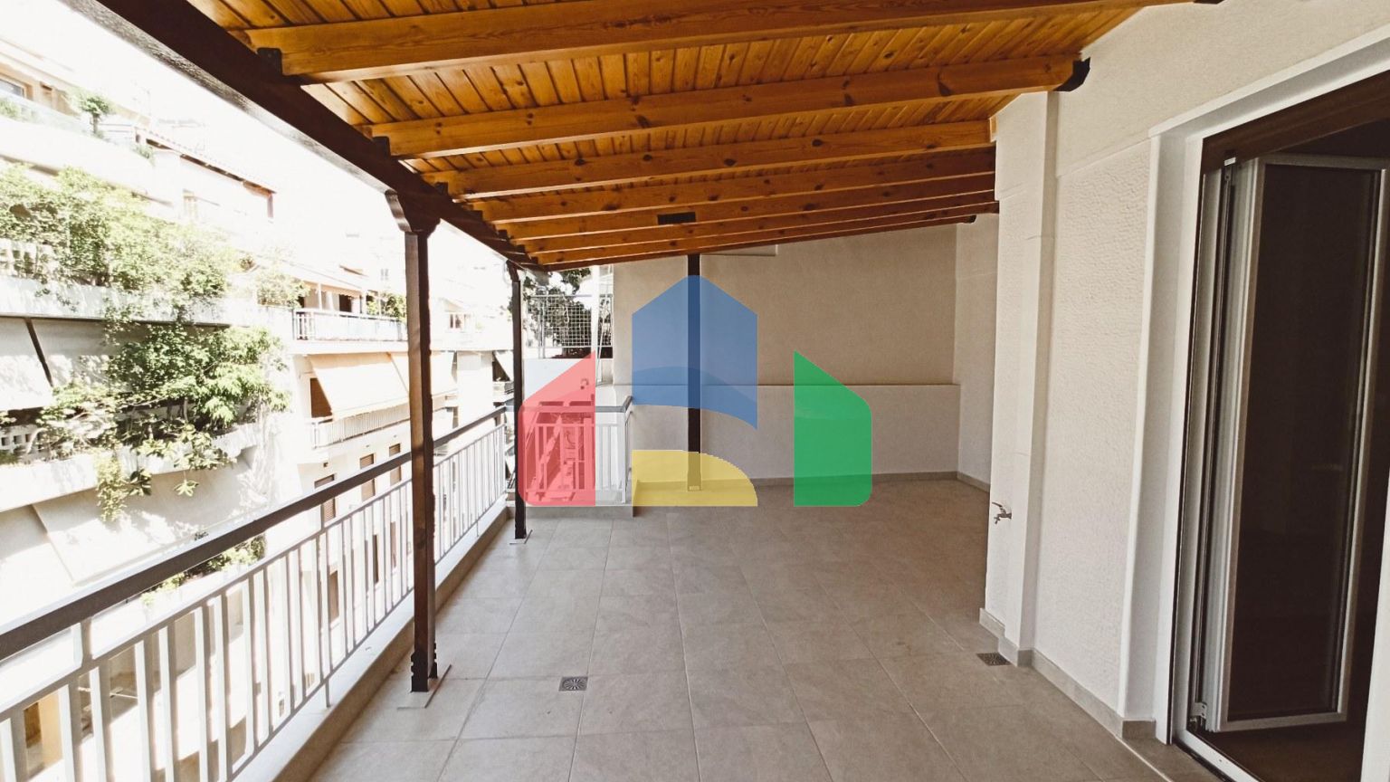 Продаж - Квартира 75 m² в Афінах