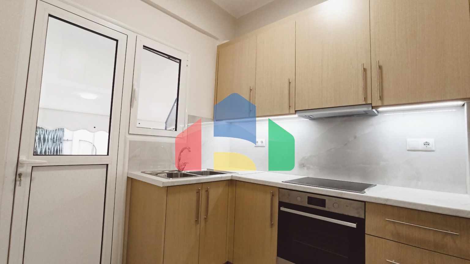 Продаж - Квартира 75 m² в Афінах