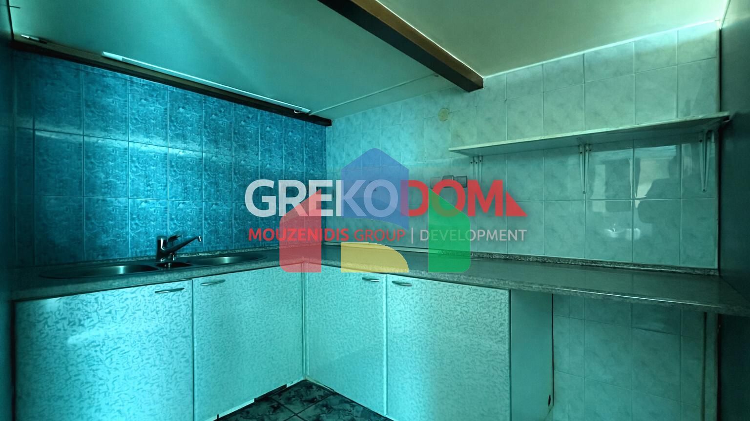 Продажа - Коммерческое помещение 72 m² в Афинах