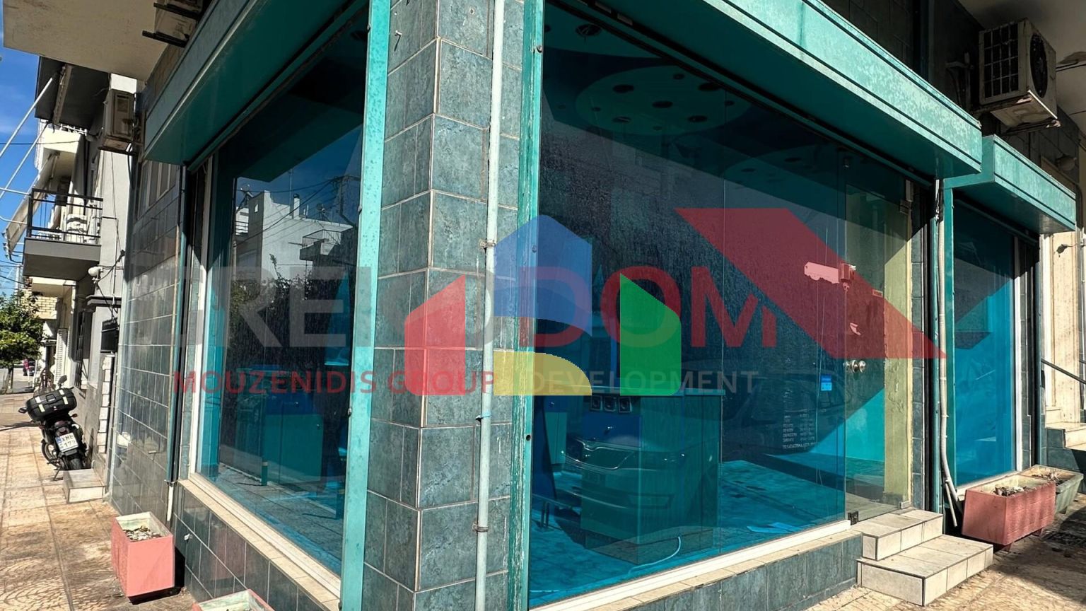 Продажа - Коммерческое помещение 72 m² в Афинах