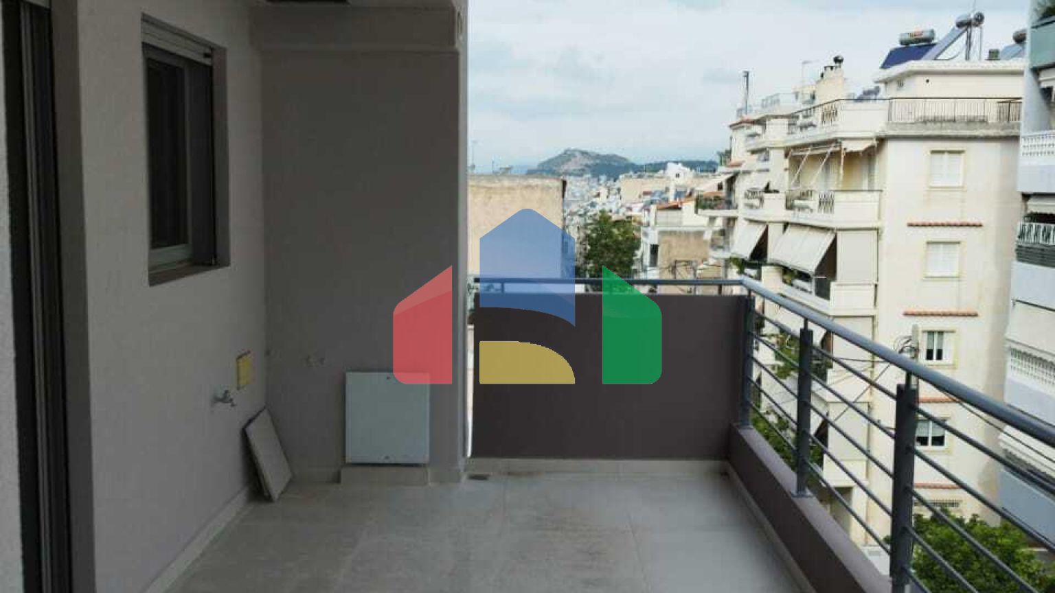 Продаж - Квартира 82 m² в Афінах